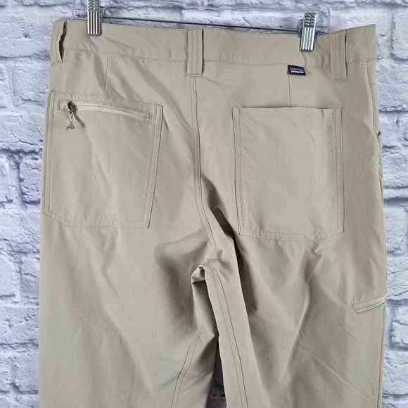 Patagonia Men Beige Quandary Pants Hiking Trail Zip Pocket Stretch Nylon 35X31 - Picture 6 of 11